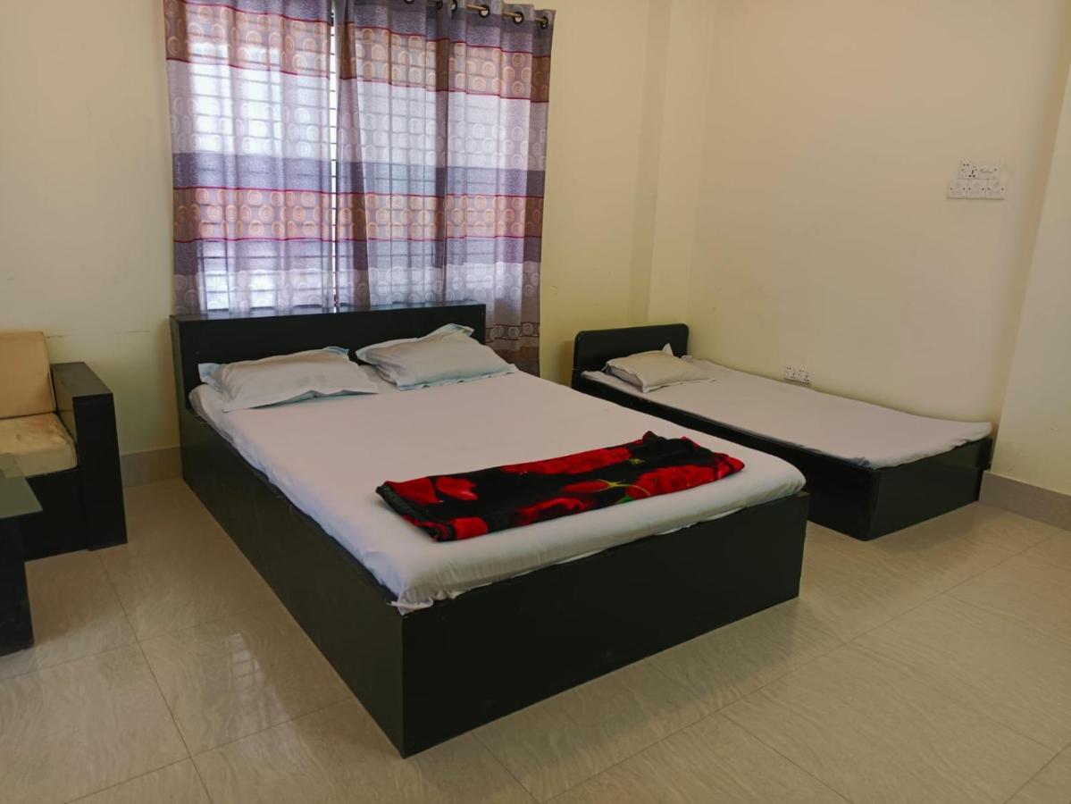 Rose Garden Guest House Khulna Екстер'єр фото
