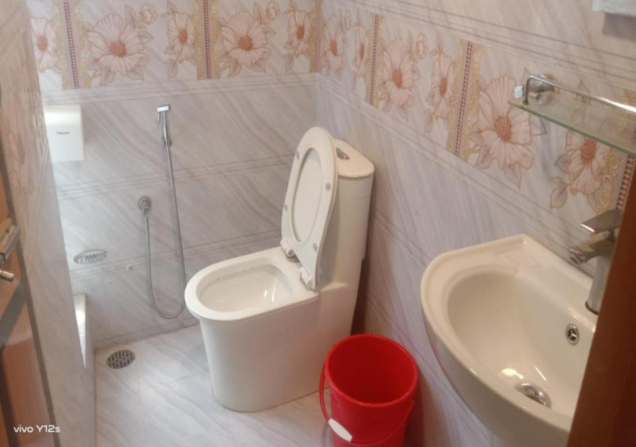 Rose Garden Guest House Khulna Екстер'єр фото